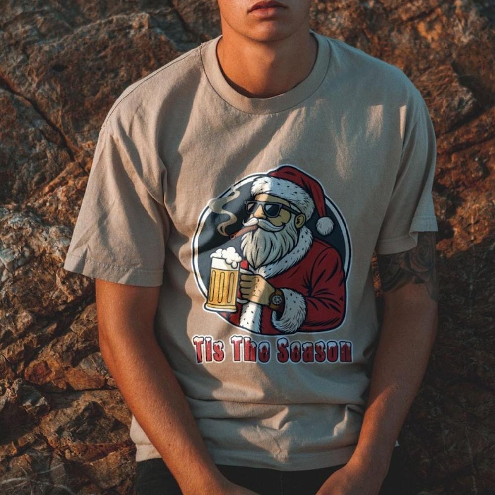 Funny Santa Beer TShirt Tis The Season Christmas Graphic T Shirts Woman Man New Year Xmas Cotton Shortsleev Vintage Festival S