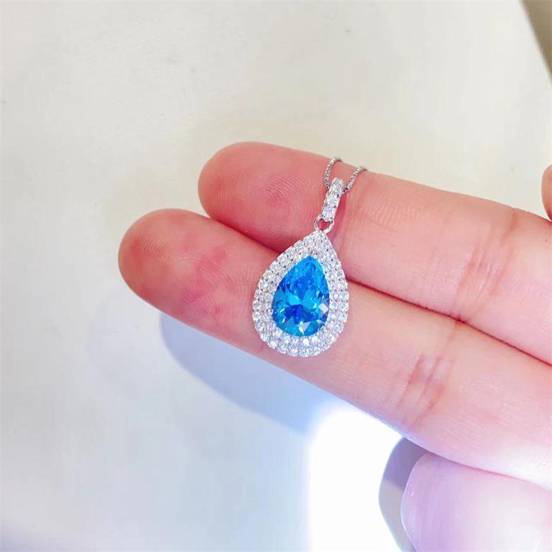 Sapphire Blue Moissanite Water Drop Pendant Clavicle Chain – Fancy Diamond Tester-Approved Cut 1 Carat Water Drop Green Moissanite Pendant