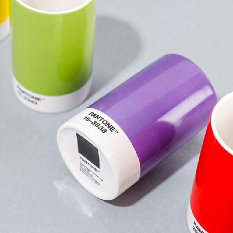 Pantone Vielzweckbecher (Ultra Violet 18-3838)
