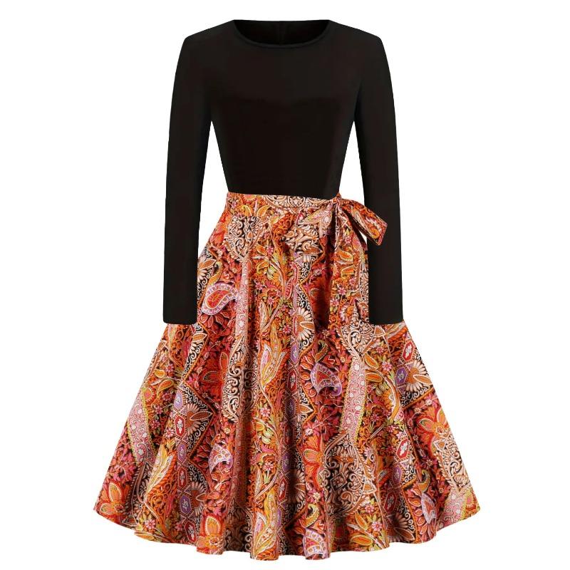 Autumn and Winter New Retro Women's Clothing Round Neck Long-sleeved Black Spelling Print Pendulum Dress