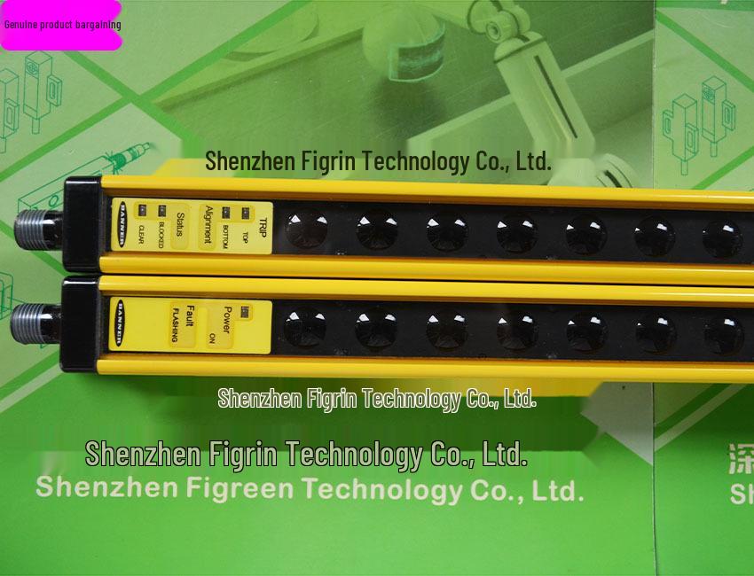 LS2TP30, LS2TR30, LS2E30 Banner Light Curtains
