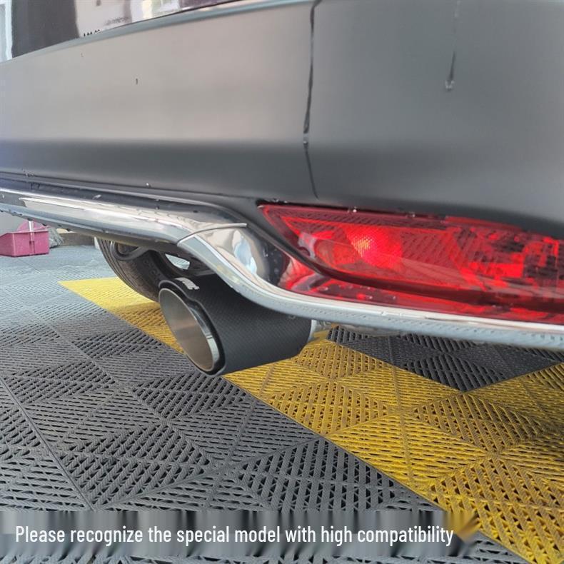 Honda Vezel Exhaust: Carbon Fiber Stainless Steel Tailpipe Cover (2015-2023)