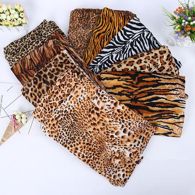 Sametová látka se zvířecím potiskem Tygr Leopard zebra Látka na pohovku Hračka Látka Jeskynní člověk Kostým Látka