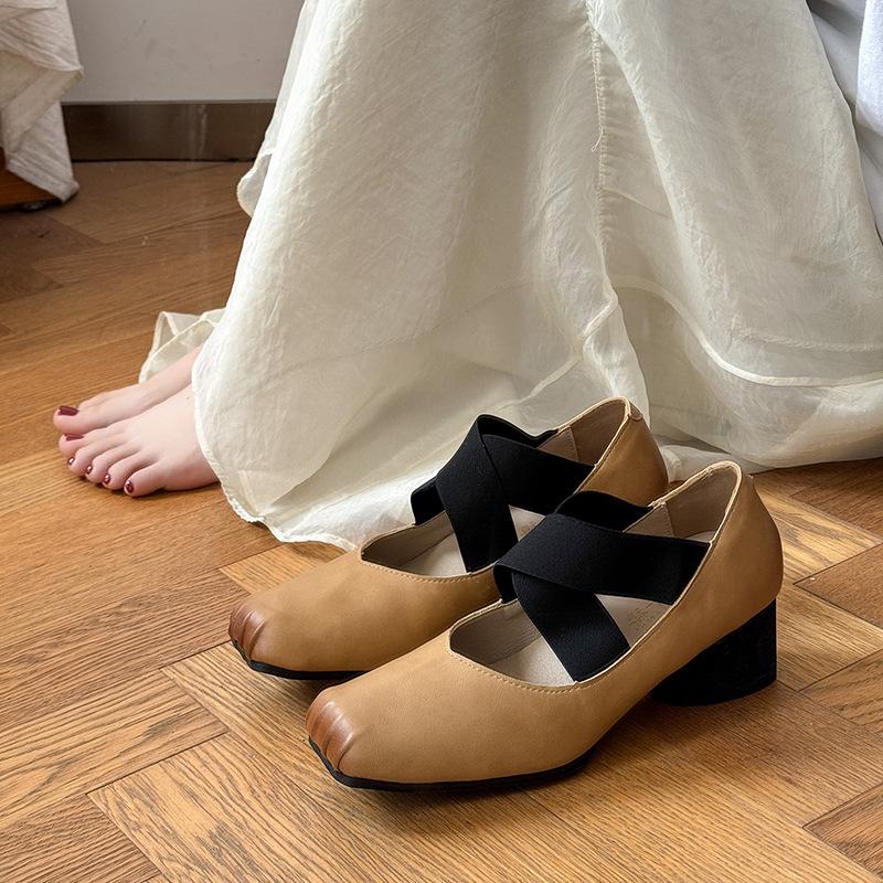 French Medium Thick Heel Ballet Mary Jane Women's Shoes Small Leather Shoes Women's 2025 New High Heels Pig Nose Shallow Mouth Single Shoes