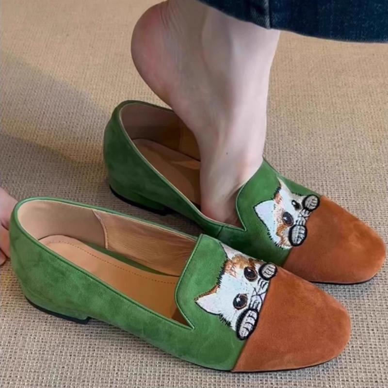 

Retro Embroidered Low Heel Flat Bottom Women s Shoes Spring 2025 New Style Cat Head Slip-On Flats Comfortable Casual Shoes 40 коричневий