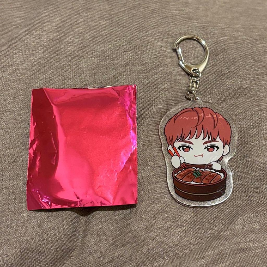 [USED] Bullet Train Yuki Joker Acrylic Charm & Local Goods & Student ID Style Card & Membership Benefits