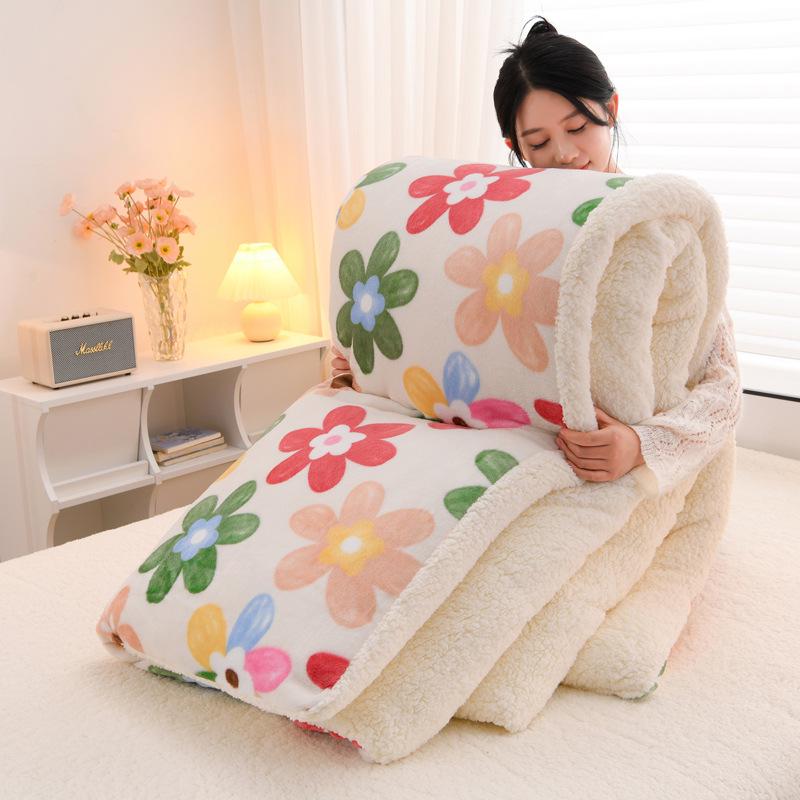 Free Shipping: Popular Lambswool Flannel Winter Quilt - Thick, Warm Bedding for Students (Single/Double Size)