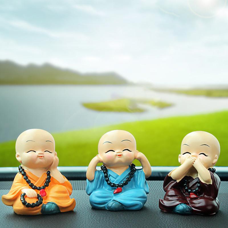 4Pcs/Set Resin Crafts Gift Lovely Little Monk Sculptures Cute Monks Statues Creative Monk Dolls Table Car Decoration