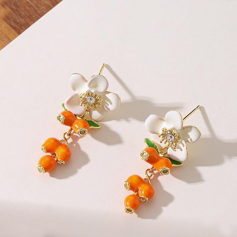 Mori temperament simple enamel dripping oil flower fringed earrings light luxury high sense square round face thin long earrings