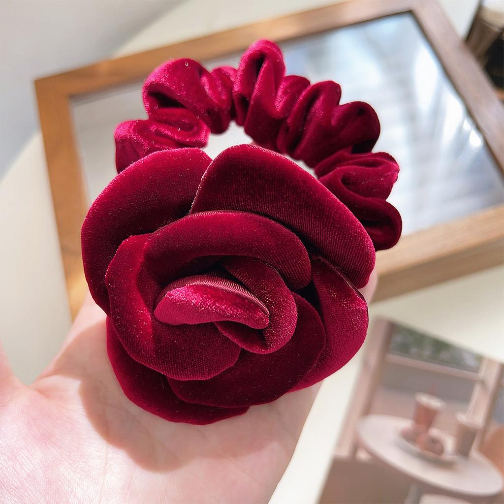 Gentle Temperament High-end Feel Handmade Velvet Rose Petals Intestinal Circle Internet Famous Low Ponytail Headband Retro