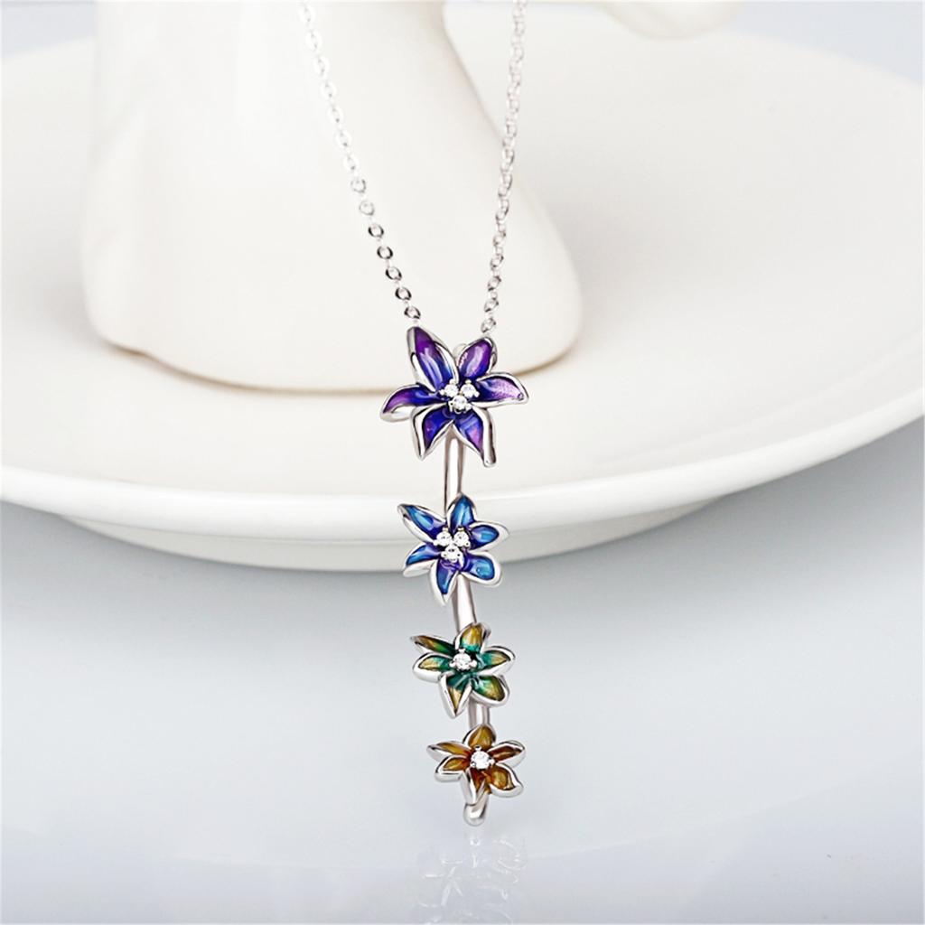 Japanese and Korean Popular Multicoloured Flower Pendants with Zircon Enchasing Glue Elegant Temperament Womens Necklace