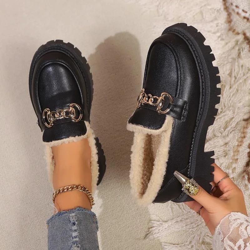 Plus Suede Leather Shoes for Women Loafers New Winter Warm Black Womens Casual Walking Shoes Warm Big Size 42 Ladies Shoes