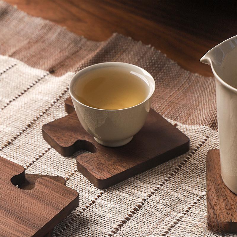 4pcs Wooden Coaster Retro Style Teacup Mats Creative Building Block Shape Cup Mat Desktop Heat Insulation Mats Tea sets Supplies