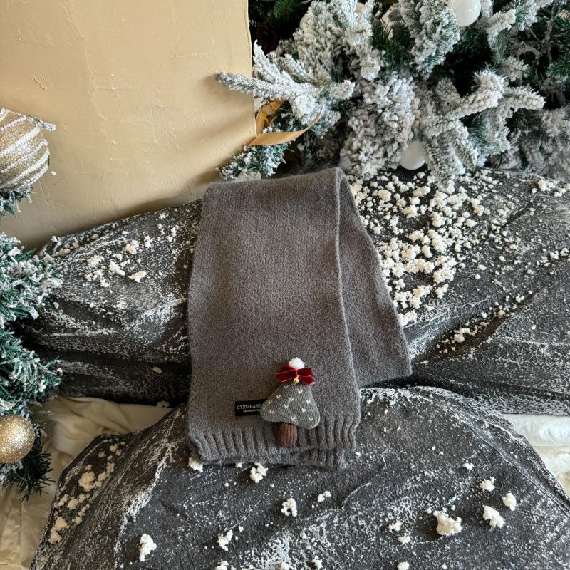 Red Christmas New Scarf For Children Student Winter Cute Cartoon Warm Thickened Knitted Scarves Girls Boys Scarf New Gift