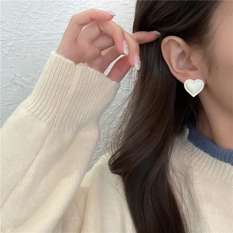 Love asymmetrical stud earrings new trendy women's summer niche design earrings simple temperament high-end earrings