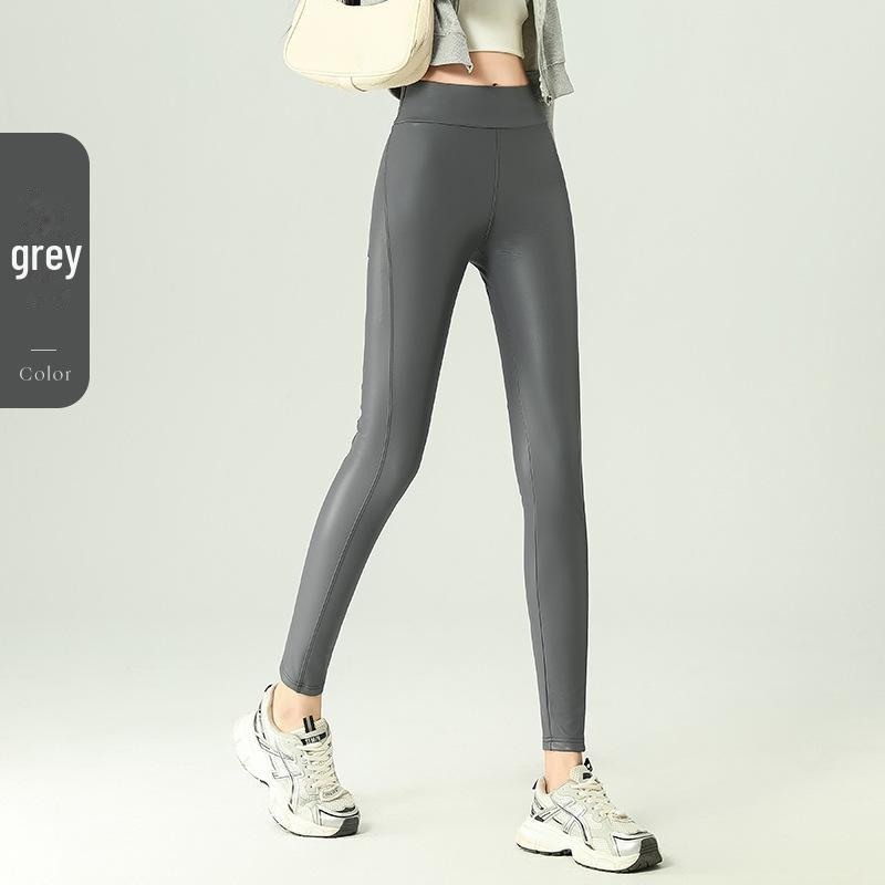 Dámské matné legíny z PU kůže s vysokým pasem a sametovou podšívkou - devítibodová délka, 2024.