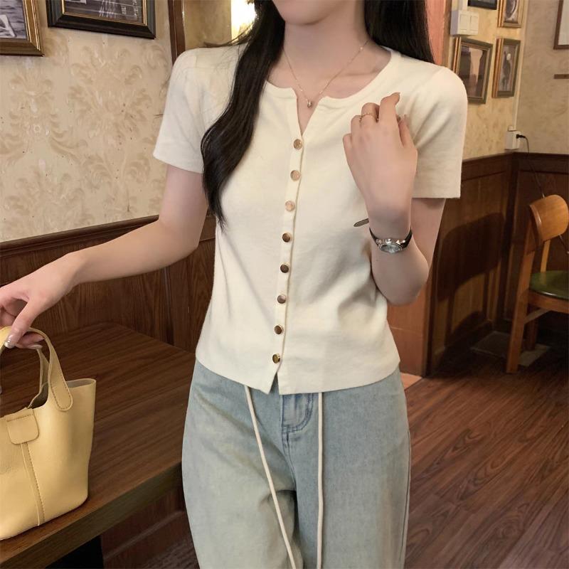 Summer Fashion Single-breasted V-neck Split-shoulder Women's Short-sleeved T-shirt, High-end Temperament Short Top 2761#