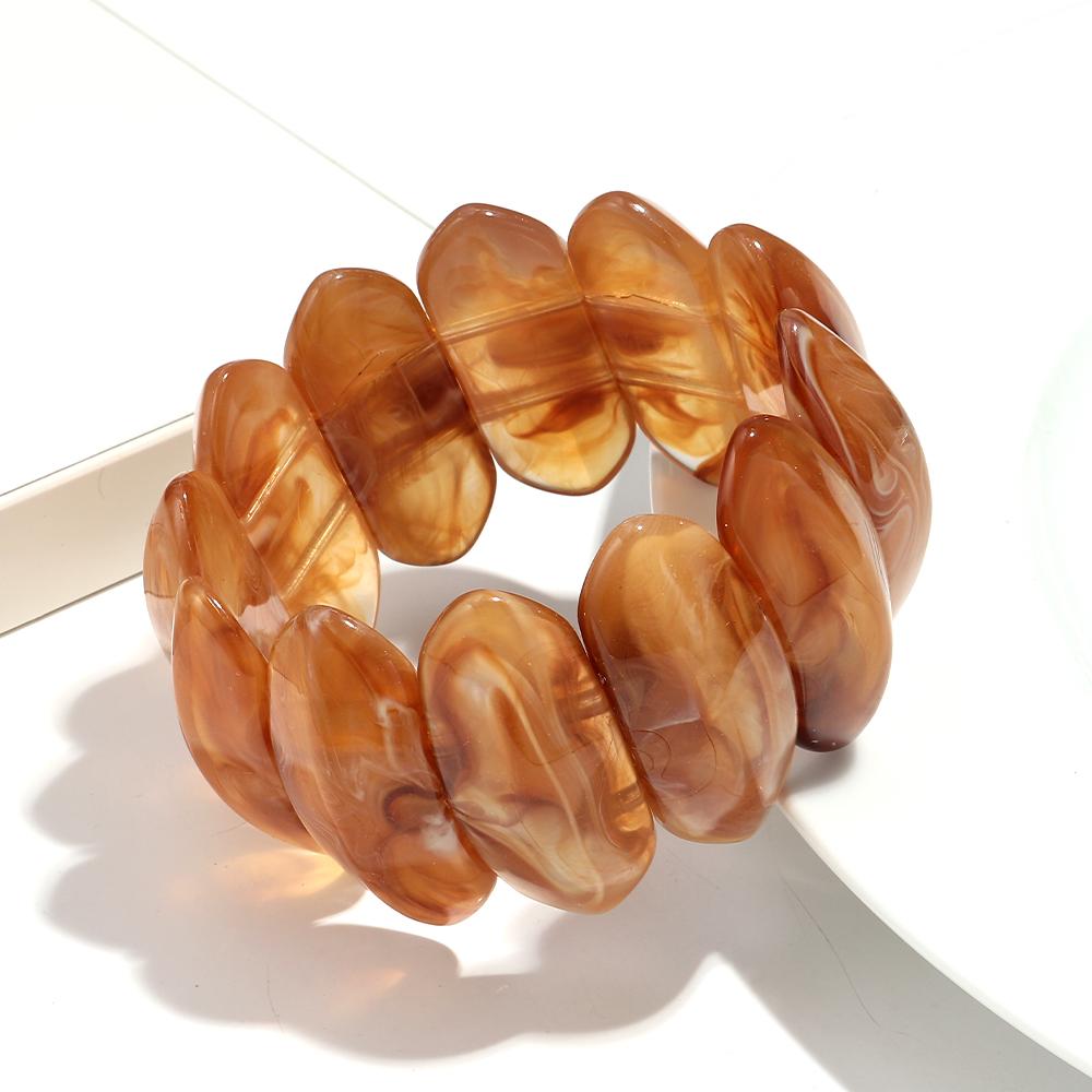 Vintage Acrylic Amber Elastic Geometric Bracelets Bangles for Women Stretchy Resin Big Cuff Bracelet Designer Jewelry 2025