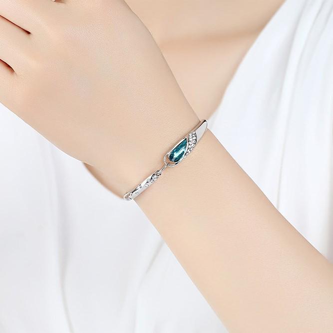 Teardrop Zircon Bridal Jewelry Set: Fashion Necklace and Bracelet for Women