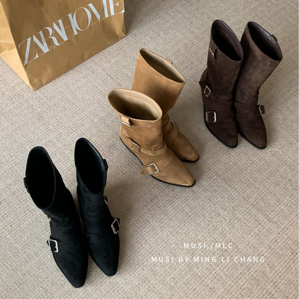 2025 Korean Version of the New Niche Design Retro French Short Boots Small Square Head Western Boots Suede Medium Boots Women's Boots