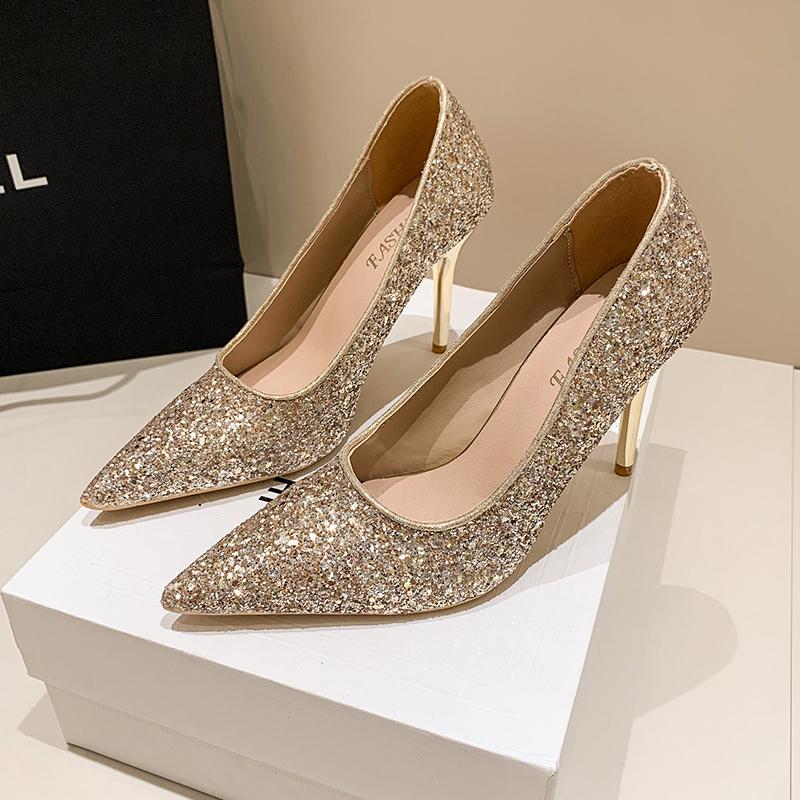 

Мода Новый стиль Мода Сексуальный Ночной клуб Стройные Высокие каблуки Большой размер 43 Свадебные женские туфли-лодочки с пайетками на шпильке с красной подошвой 40 золотой