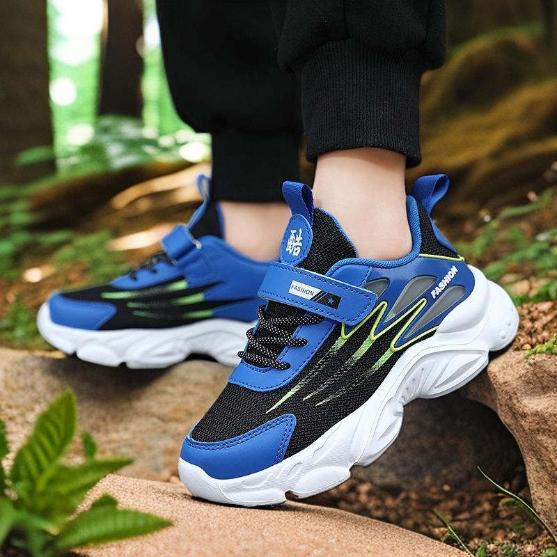 Classmate 2025 new middle-aged and older children's hiking shoes lightweight mesh breathable boys and girls primary school students running shoes