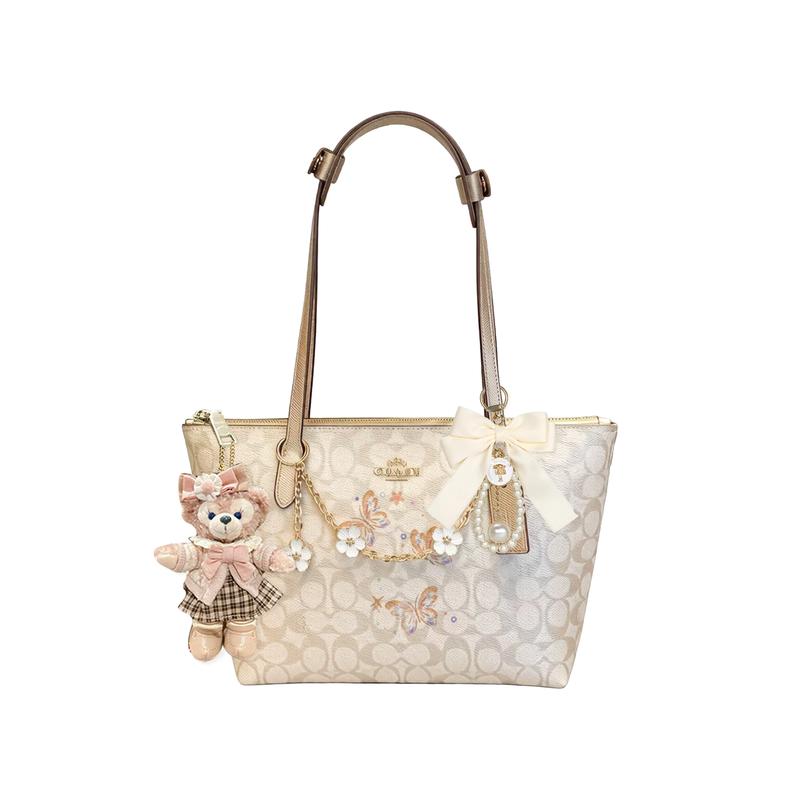 

COACH shoulder bag [Customized bag] Fiona 24 classic logo FIONA zipper closure printing flower chain doll butterfly pearl pendant Peninsula Tea Basic коричневий