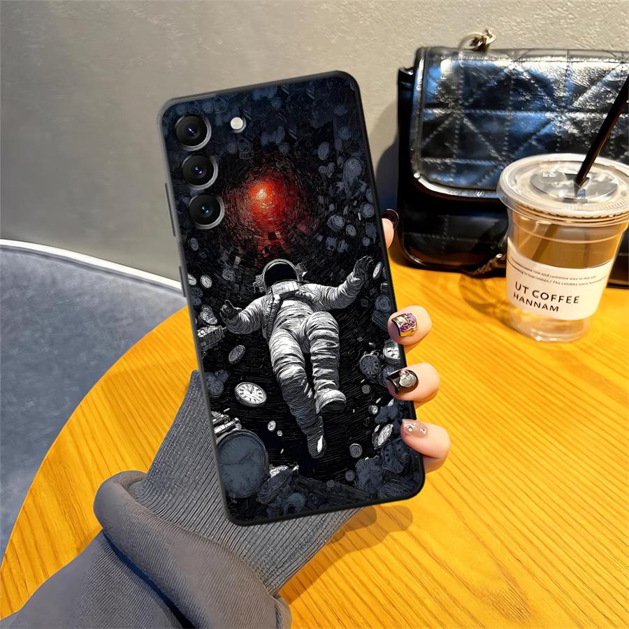 Cartoon Astronaut Art Phone Cover Case for Samsung Galaxy A25 A16 A53 A17 A37 A05 A57 A15 A52 A36 A06 A73 A51 A55 A23 A70 A50