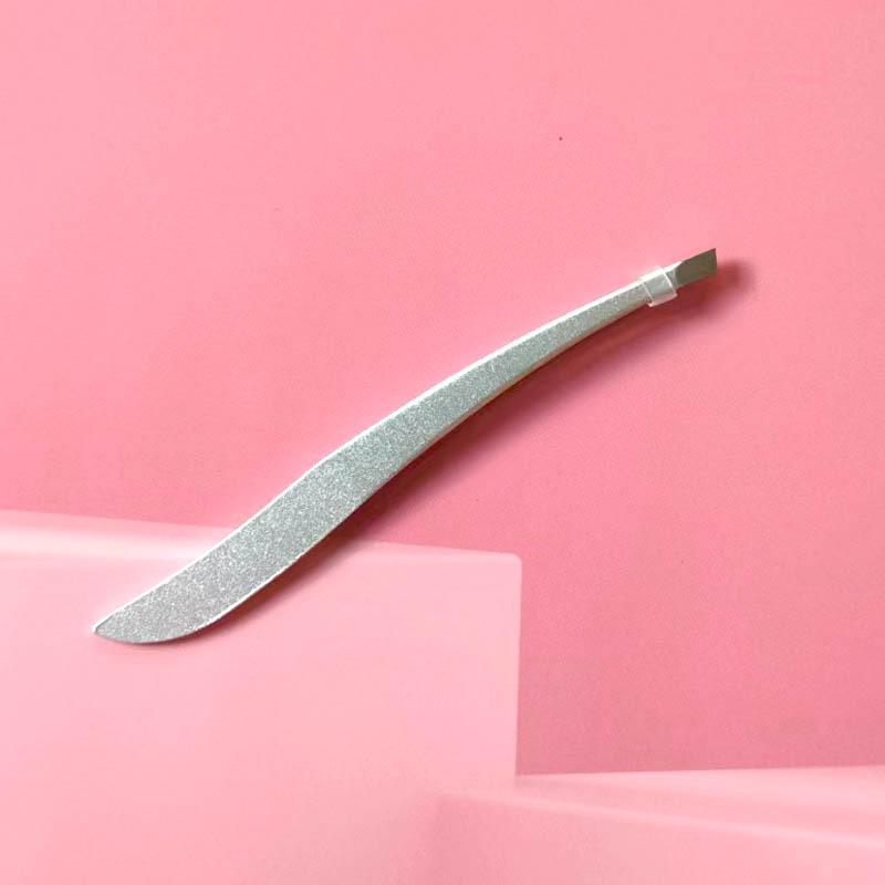 

Новый пинцет из нержавеющей стали в форме ивового листа: Скошенный кончик для подстригания бровей и накладных ресниц