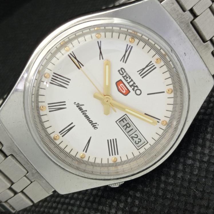 

USED VINTAGE SEIKO 5 AUTO 6319A JAPAN MENS D/D WHITE WATCH 608e-a315936-9 SKU608e-a315936