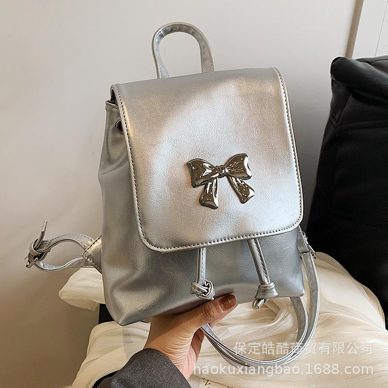 Premium sense bag women 2025 new backpack fashion niche shoulder bag commuting multi-purpose popular bucket bag