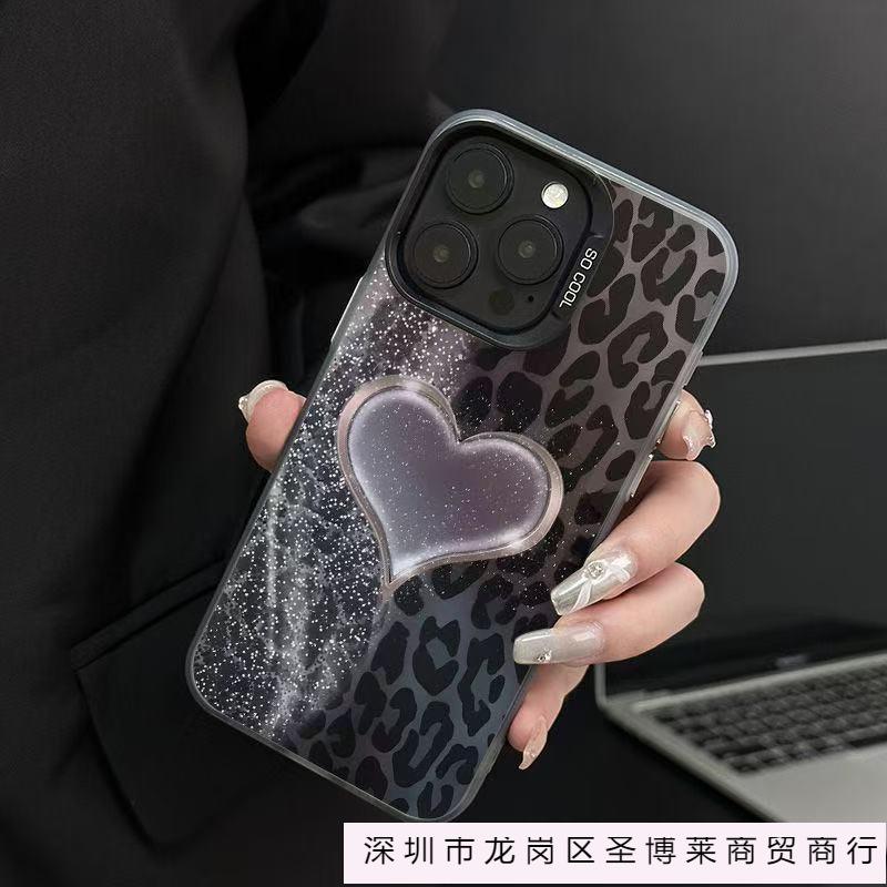 Leopard print love applies to 15plus Europe and America 14promax Apple mobile phone case iphone16 cool 13 trend 12