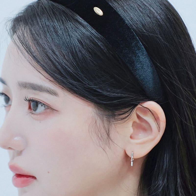 

oooho Тонкая повязка для волос - Черный бархат Black Velvet