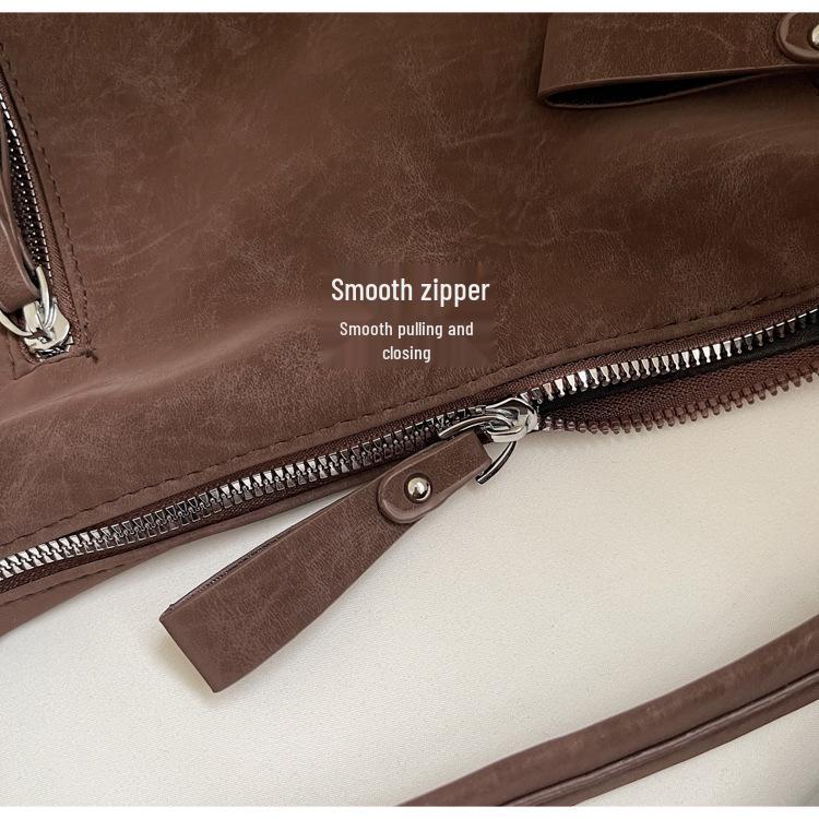 Retro Casual Women's Crossbody Bag: European & American Style, Large Capacity, High-End Tote for a Trendy Look