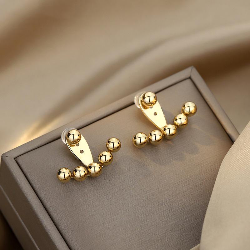 Trendy 2022 Niche High-End Beaded Hanging Stud Earrings - Light Luxury Style for Autumn/Winter