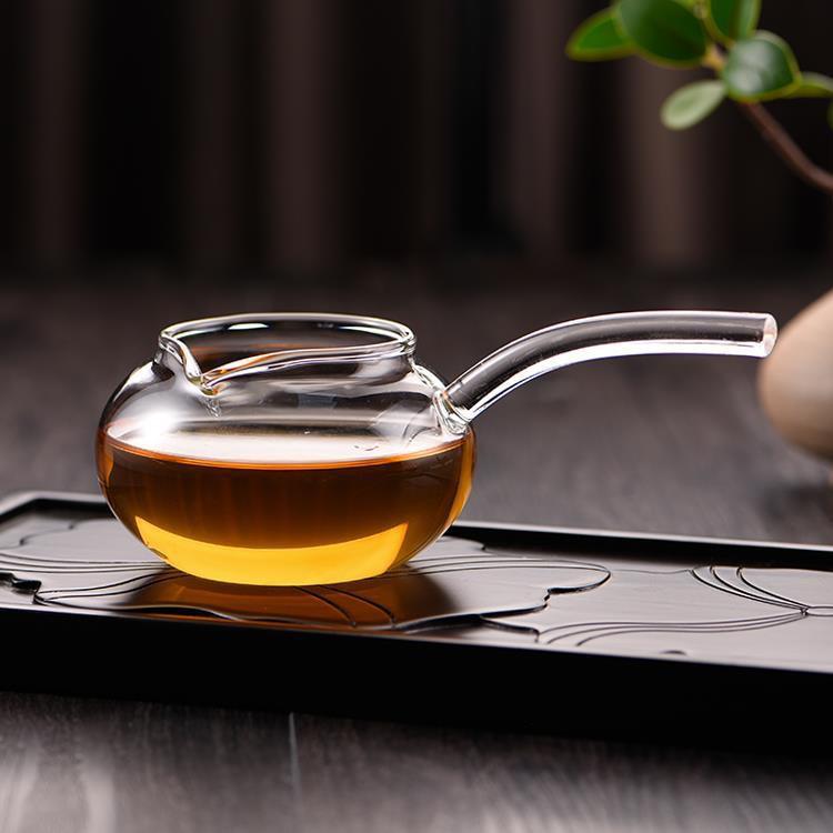 Square Glass Teapot Set with Stainless Steel Filter - Kung Fu Style Tea Dispenser and Fairness Cup for Household Use.