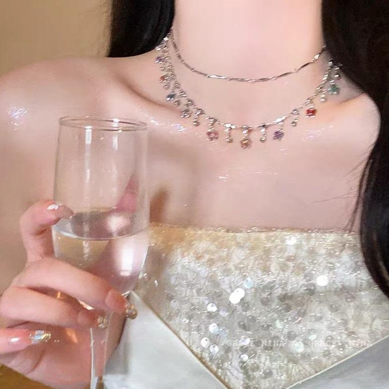 Dopamine atmosphere~ Stacked butterfly choker neck chain colored necklace women's 2024 new accessories collarbone chain