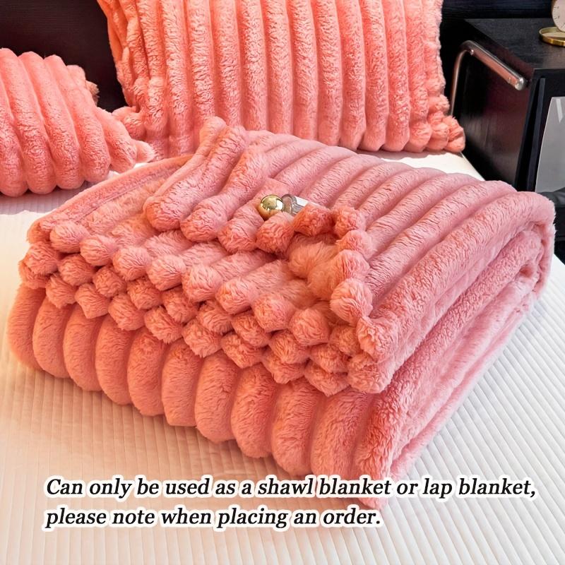 Blanket Soft and Comfortable Faux Rabbit Hair Reversible Blanket Thermal Fleece Blanket Nap Blanket Air Conditioning Blanket Office Outdoor Camping
