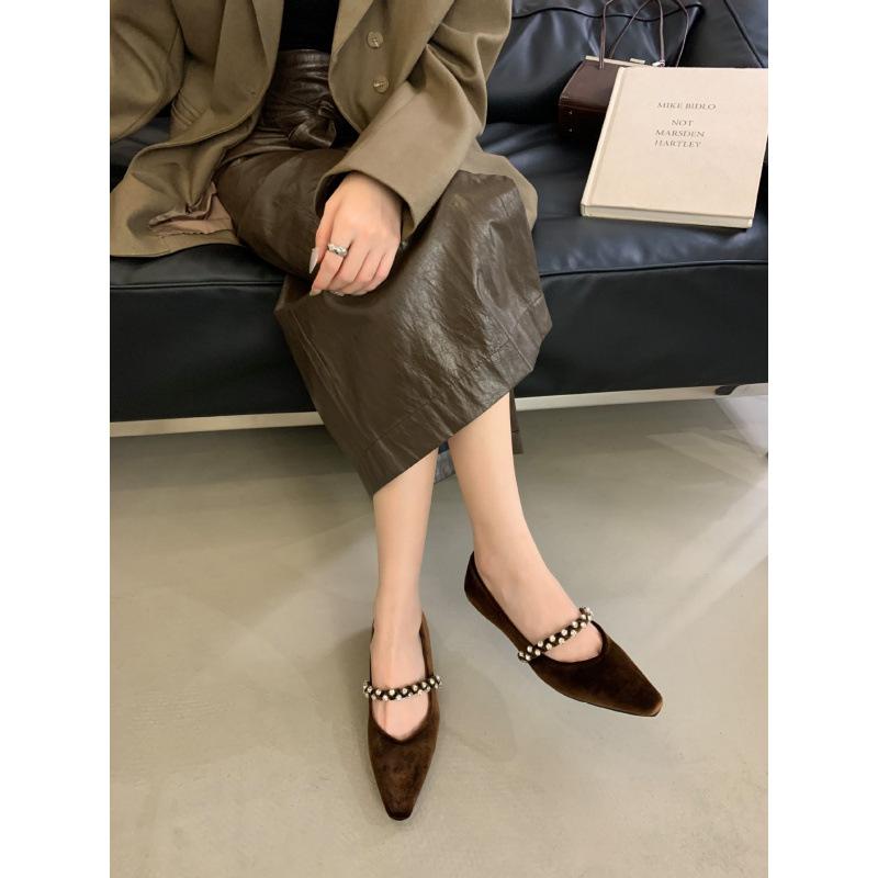 

Suede rhinestone one-word belt fashion single shoes women s 2025 spring and autumn new shallow mouth small square head flat bottom versatile wome 39