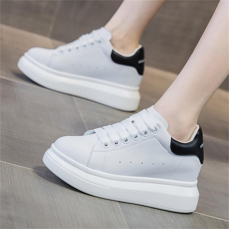 Little white shoes women's shoes spring 2025 new McQueen casual fashion women's shoes trendy shoes versatile inner heightening board shoes