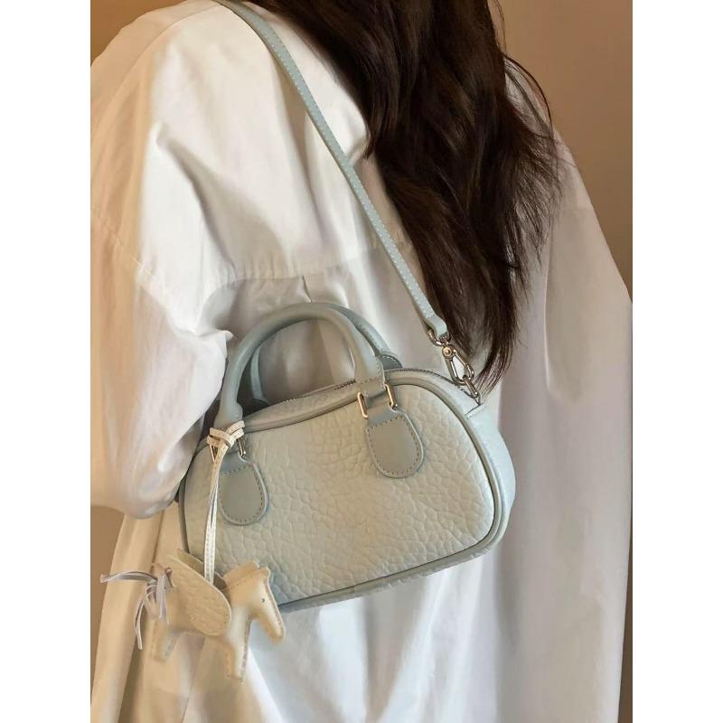 Hand-held Pillow Bag, Small Handbag, Fashionable Pillow Bag, Boston Handbag