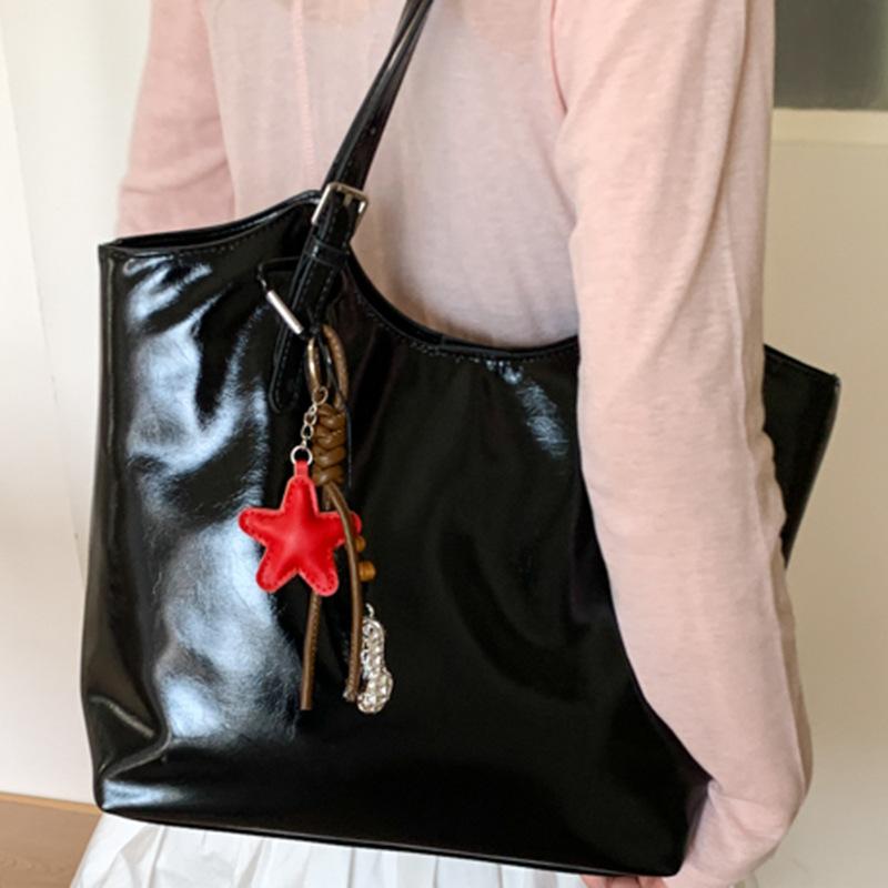 New Soft and Durable Light Luxury Lovely Ladies Handbag Large Capacity Senior Texture Soft and Durable Outdoor Commuting Shoulder Crossbody Bag