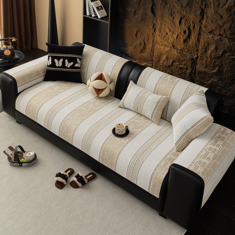 

Chenier Striped Sofa Cushion Universal In All Seasons New Modern Light Luxury Sofa Cushion Non-Slip Straight Row Sofa Cover 70*70cm