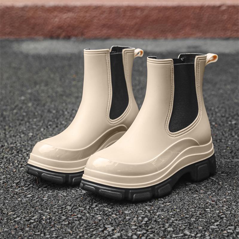 New medium tube rain shoes women's rubber shoes wear non-slip water boots thick-soled water shoes and fleece short rain boots