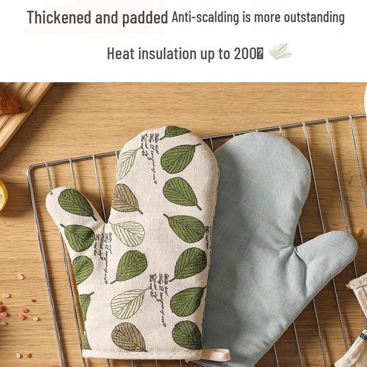 Carrot Heat-Resistant Anti-Slip Oven Gloves for Baking and Cooking