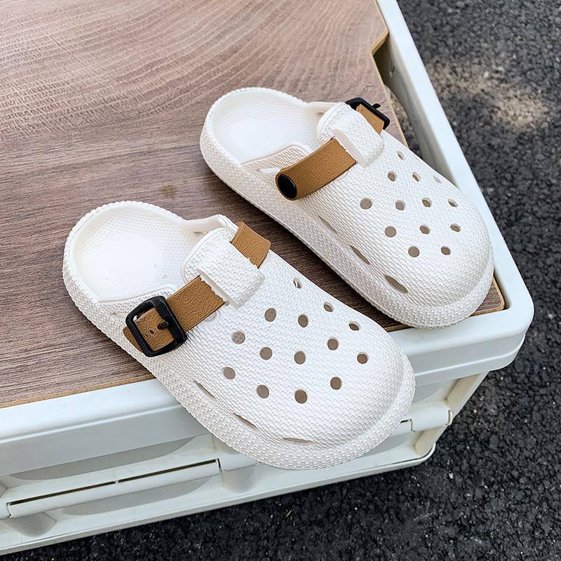 New Style Children's Clogs, Lightweight Summer Sandals for Boys and Girls with Closed Toes