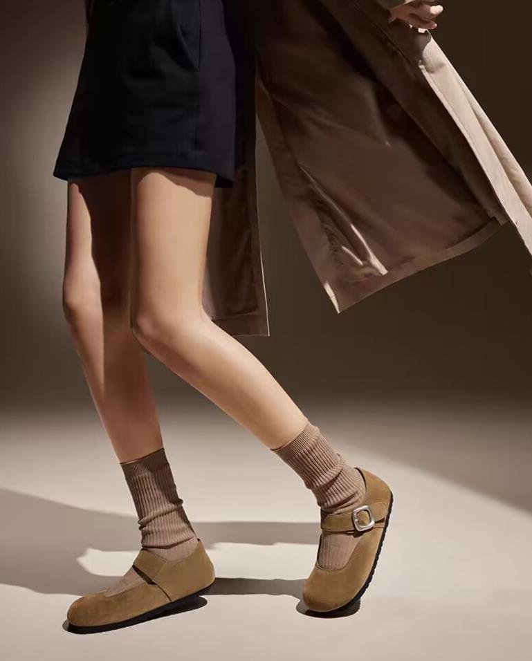 

Мода 2024 года, новые женские сандалии в стиле ретро, женские туфли с круглым носком, неглубокий носок, для девочек, оригинальные закрытые пробковые плоские тапочки с пряжкой на ремне, базовые 40 темные хаки