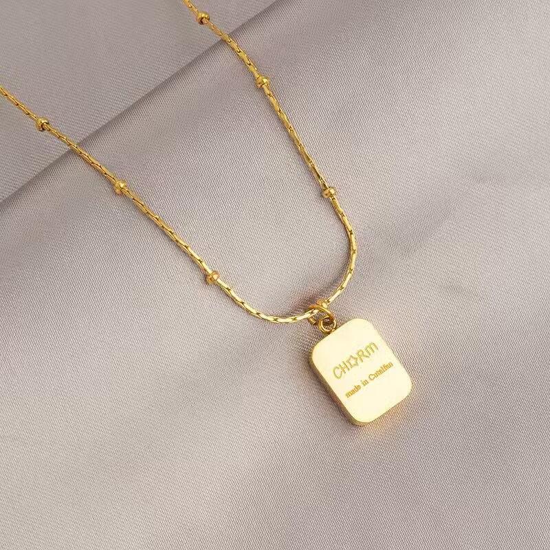 Gold Titanium Steel Clavicle Necklace For Women Light Luxury Versatile Fashion Jewelry