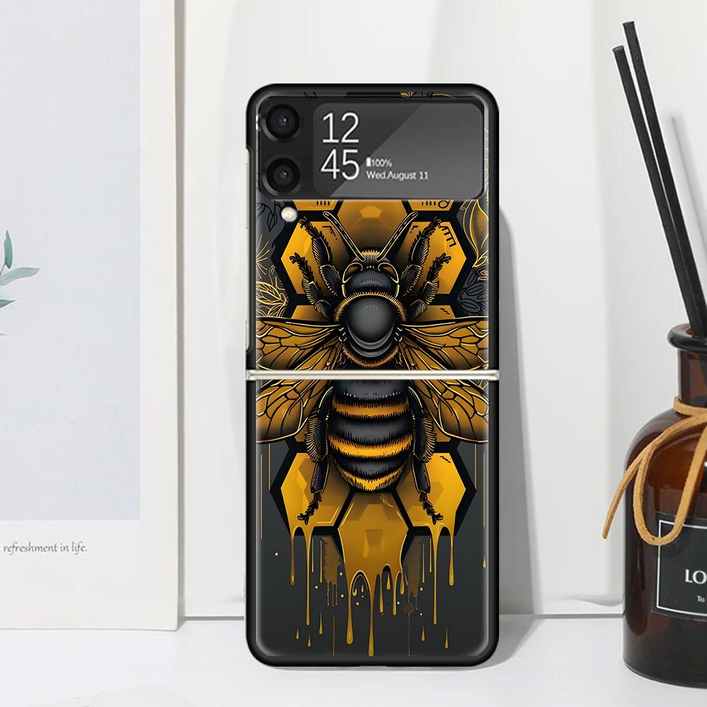 Bee Keeping Honey Animal Phone Case Cover for Samsung Galaxy Z Flip 7 6 5 4 3 5G Flip3 Flip4 Flip5 ZFlip6 ZFlip7 Black Fundas Cl