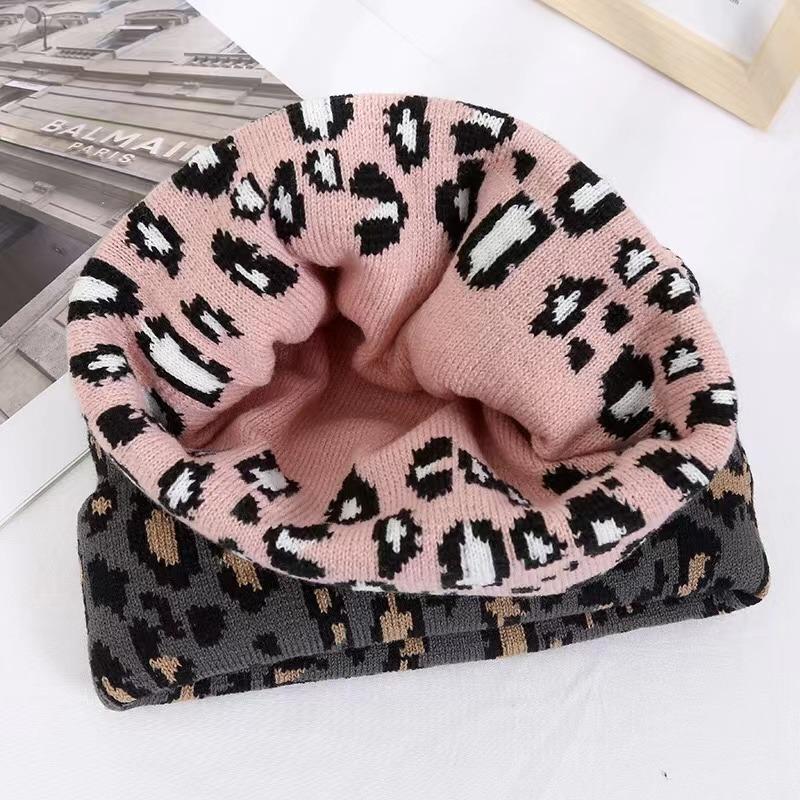 Thicken Leopard Jacquard Unisex Beanies Trendy Autumn Winter Warm Hat Hip Hop Vintage Knit Hats for Women Men